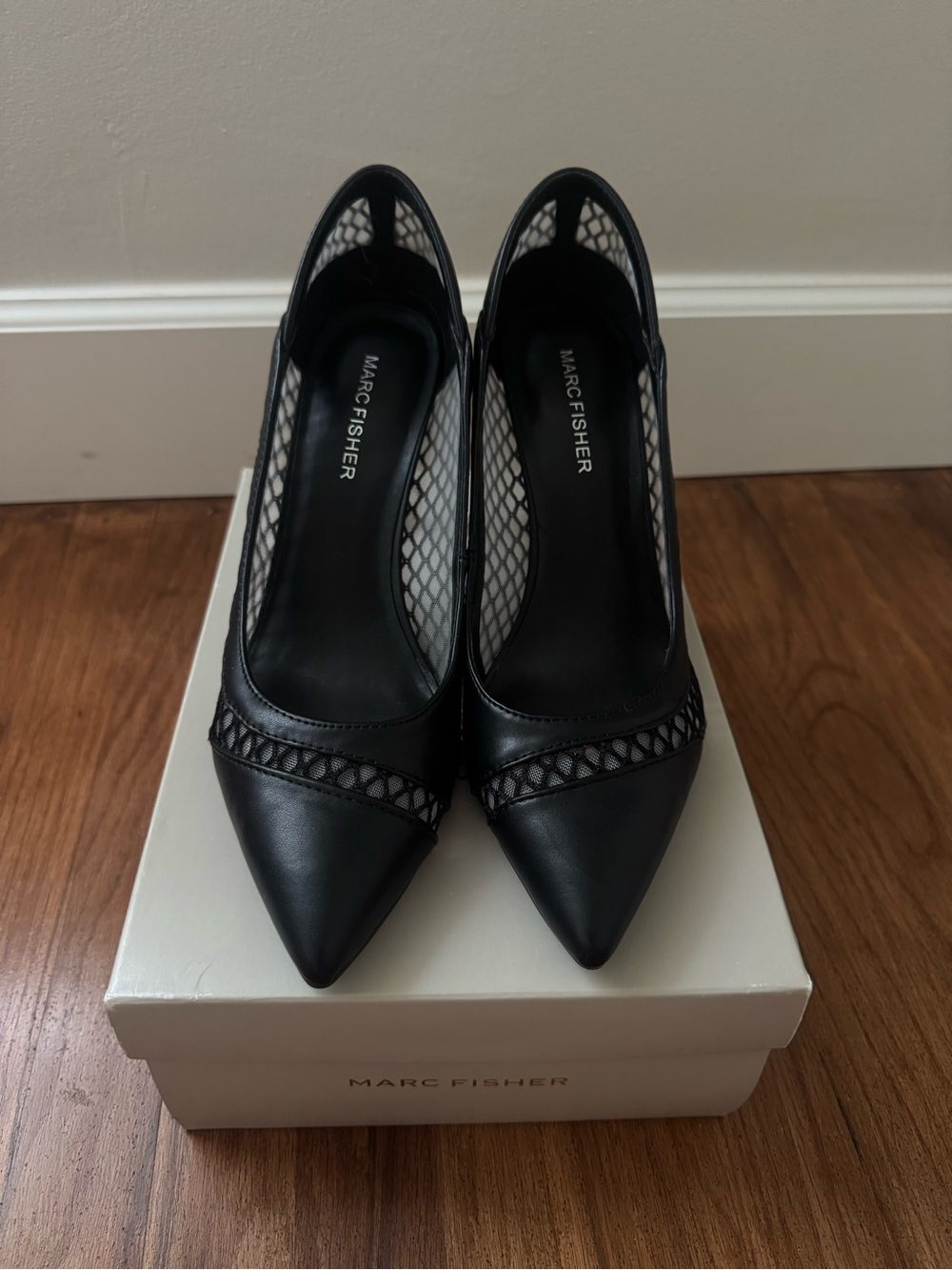 Marc Fisher Black Leather Pointed-Toe Mesh-Trim Pumps